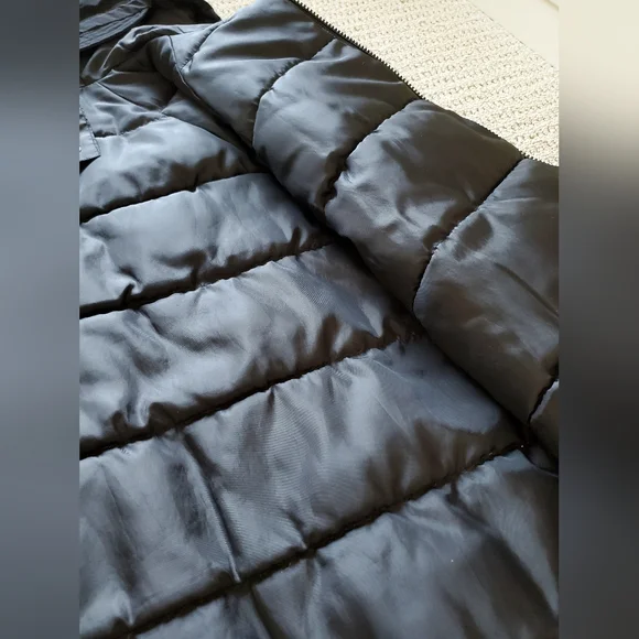 GapFit Puffer Jacket - Picture 6 of 12